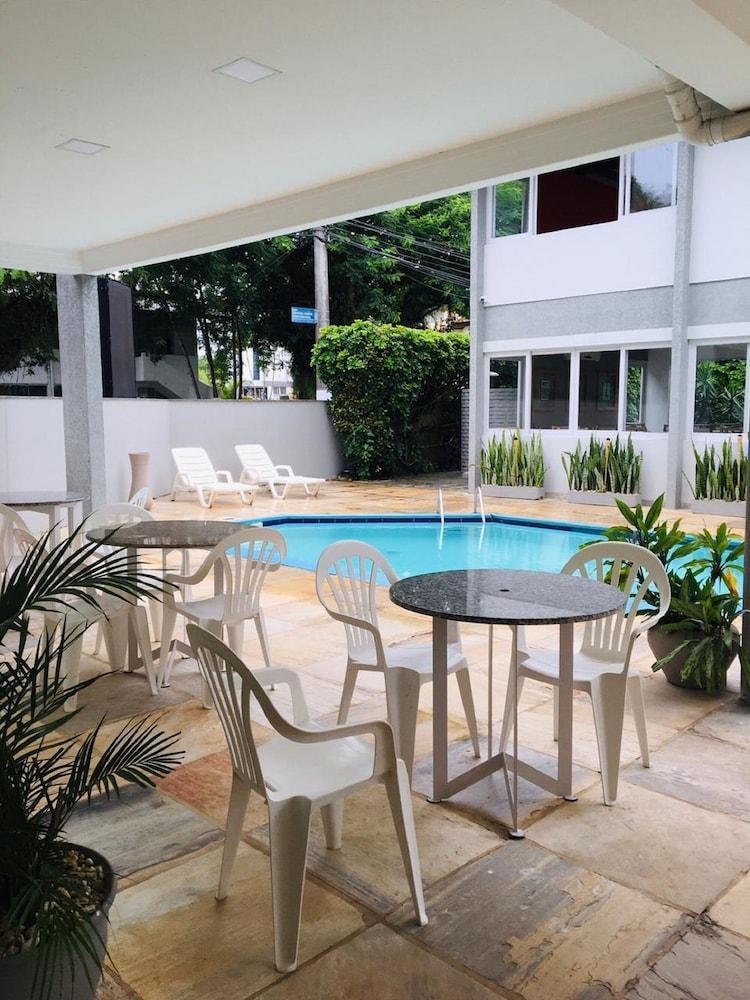 Caravaggio Praia Hotel ฟลอเรียนอโปลิส ภายนอก รูปภาพ