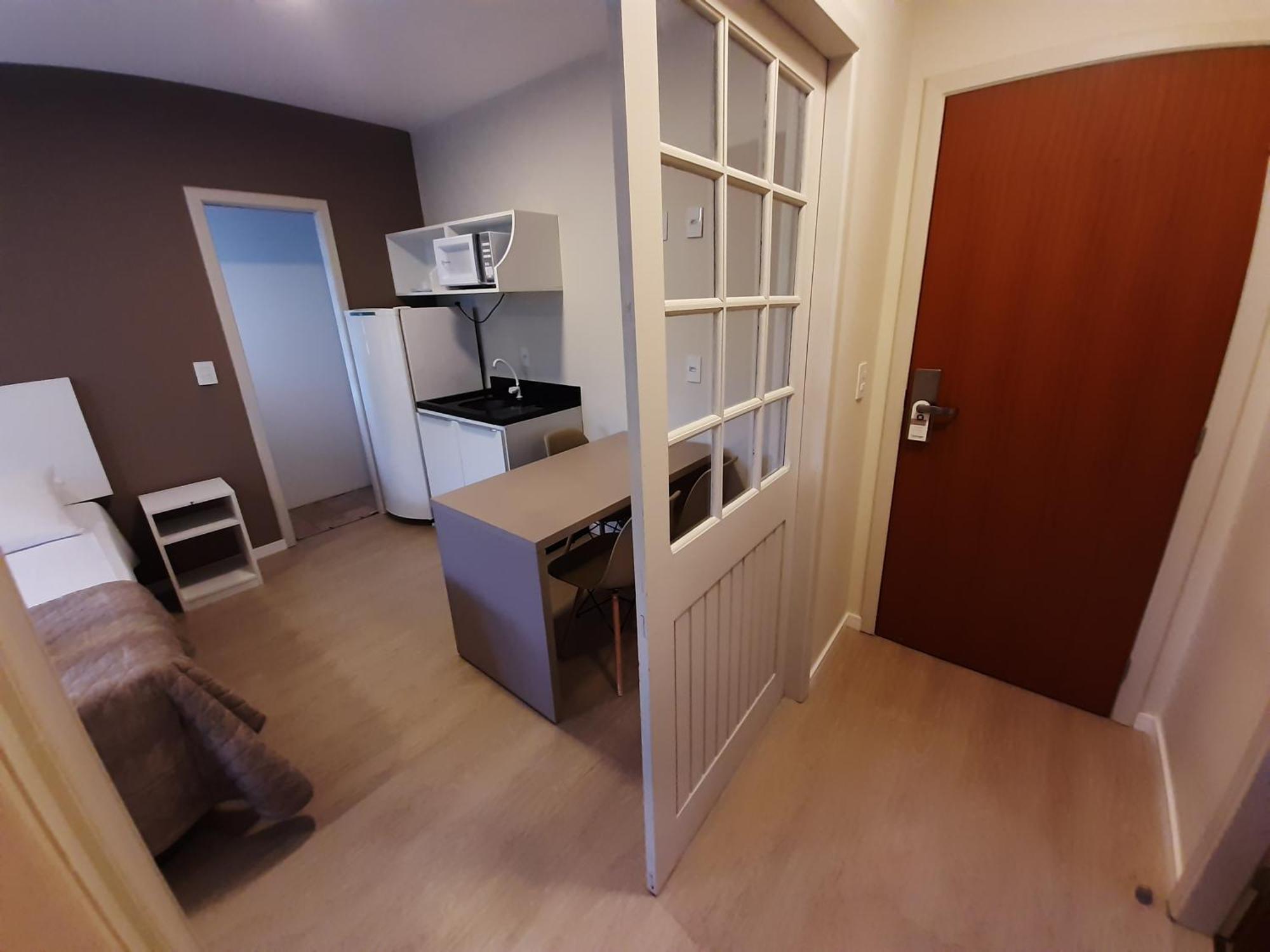 Caravaggio Praia Hotel ฟลอเรียนอโปลิส ภายนอก รูปภาพ