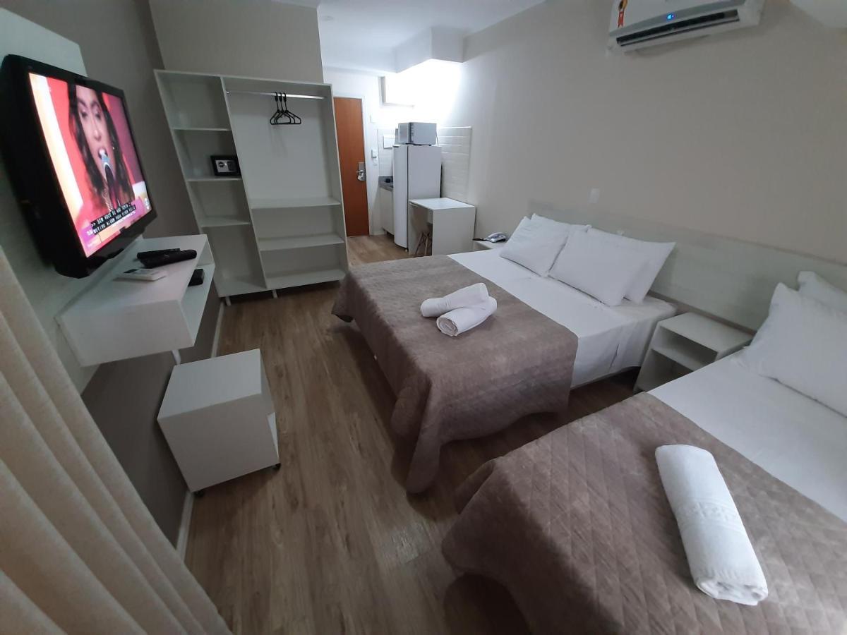 Caravaggio Praia Hotel ฟลอเรียนอโปลิส ภายนอก รูปภาพ